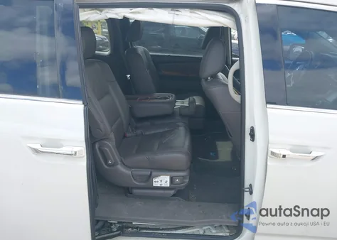 2015 Honda Odyssey Touring/Touring Elite из США, поврежденный, VIN 5FNRL5H91FB012330